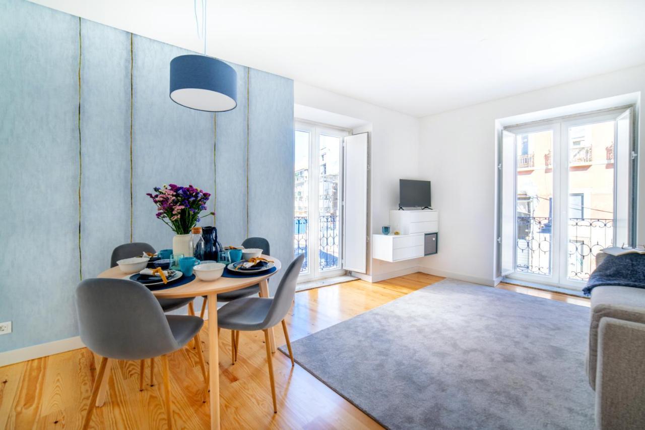 Blue By The River 2 - Elegant Two-Bedroom In Santos Lisbon Bagian luar foto